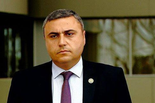 დავით მათიკაშვილი: მგონი, მიხეილ სააკაშვილი ბავშვობას დაუბრუნდა და შტაბობანას თამაში დაიწყო