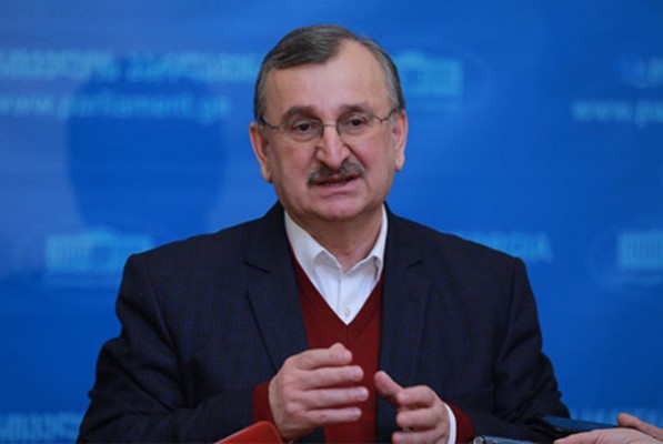 რომან გოცირიძე: რაში სჭირდება ვანო მერაბიშვილს საკუთარი იდეის გამხმოვანებლები?! 