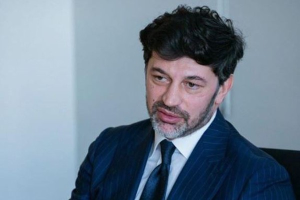 კახა კალაძე: ქალთა საერთაშორისო დღეს ვულოცავ ჩვენს ულამაზეს ქალბატონებს, არ შეშინდეთ, არ გაჩუმდეთ, ისაუბრეთ პრობლემაზე