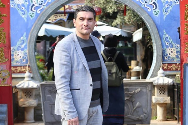 ზვიად ავალიანი: ვირუსი ყოველგვარი რევერანსების გარეშე ამოწმებს ვის რამდენად ჯანსაღი სხეული აქვს და შესაძლოა ასევე იმასაც, ვის რამდენად ჯანსაღი სული უდგას...