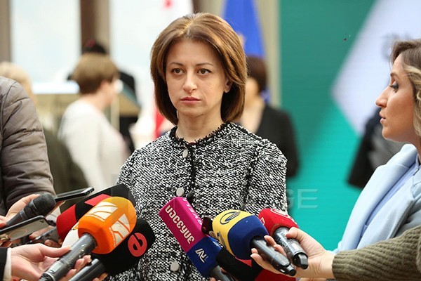 კორონავირუსმა ჯანდაცვის სამინისტროშიც შეაღწია? - მინისტრის თანაშემწე თვითიზოლაციაშია!
