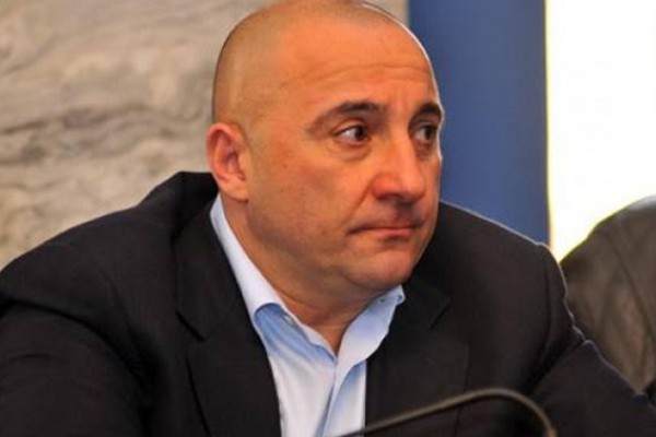კახაბერ ოქრიაშვილი კორონავირუსთან საბრძოლველად შექმნილ ფონდს 300 000 ლარს გადაურიცხავს