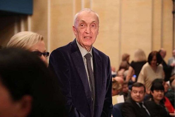 თენგიზ ცერცვაძე: ინფექციის უახლოეს დროში გაქრობის მოლოდინი ნაკლებია, რაღაც რაოდენობა შენარჩუნდება, ამას ჰქვია, ვისწავლოთ ცხოვრება კოვიდთან ერთად