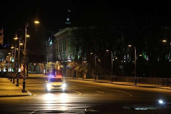 განიხილება თუ არა კომენდანტის საათის მოხსნის საკითხი