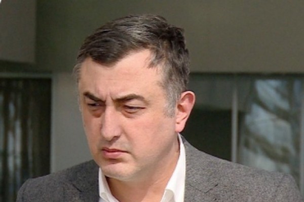 სერგო რატიანი:  თუ ხელისუფლებას თავი არ აქვს, რომ შესაბამისი თანხები მოიძიონ, ფულს მაინც ნუ ამოიღებენ ადამიანების ჯიბეებიდან