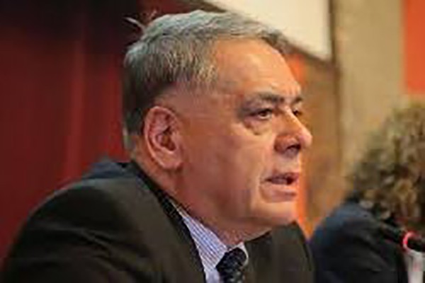 კაკულია-გოგიჩაიშვილის დაპირისპირება: ან ძველი ბიჭი იყავი ან პარლამენტარი, დააყენე ერთი ადგილი!