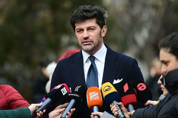 კახა კალაძე: ბერა ივანიშვილი ბევრად უფრო მეტი ტყუილისა და ცილისწამების მსხვერპლია, ვიდრე მისი მეგობრების თუ თანატოლების უმეტესობა