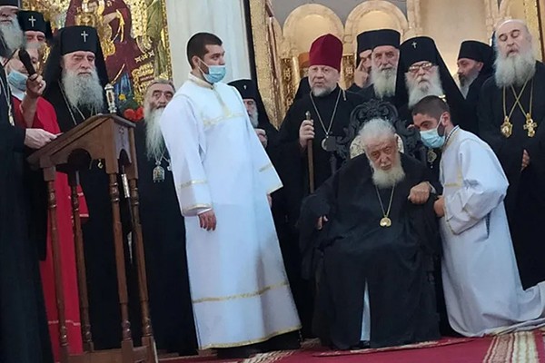 ილია მეორე:  ჩვენ ვცხოვრობთ რთულ დროს, მაგრამ ღვთის ძალით ყველაფერი დაიძლევა