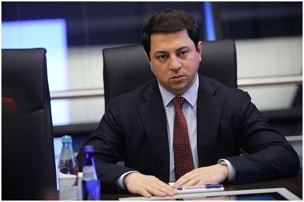 არჩილ თალაკვაძე:  შემაძრწუნებელი ტრაგედია მოხდა, ვუსამძიმრებ ავტოსაგზაო შემთხვევისას დაღუპულთა ოჯახებს, ეს მთელი ქვეყნისთვის დიდი დანაკარგია