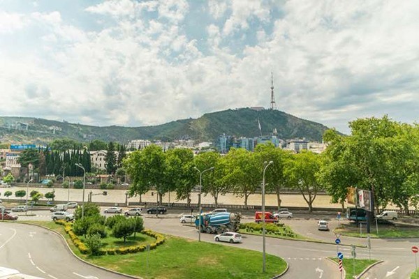 დღეიდან საქართველოში თბილი და უნალექო ამინდია მოსალოდნელი