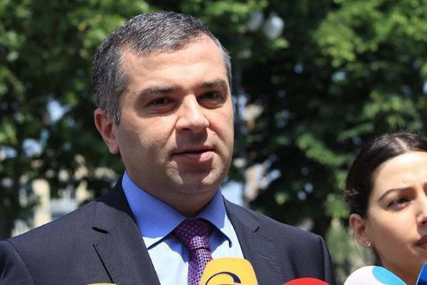 დავით ბაქრაძე: ხელისუფლება უცხოელ პარტნიორებთან საკუთარი იმიჯის გამოსწორებას ცდილობს