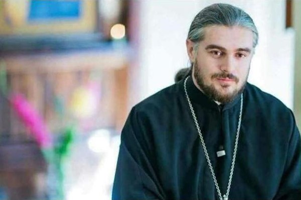 ეკლესიას აქვს თავისი კანონიკური წესები, რომელსაც ვერ გადაუხვევს - მამა შალვა 11 წლის ბავშვისთვის წესის აგებაზე