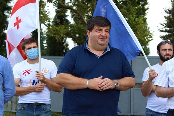 „ქართული ოცნების“ ოზურგეთის, ლანჩხუთის და ჩოხატაურის მაჟორიტარი დეპუტატობის კანდიდატი მოსახლეობასთან შეხვედრებს განაგრძობს