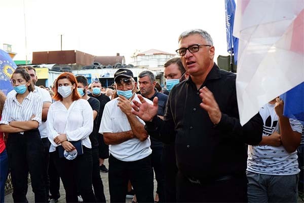 ირაკლი ხახუბია ფოთის მუნიციპალიტეტის მოსახლეობას შეხვდა
