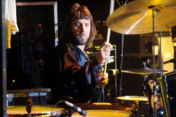ოზი ოსბორნისა და Uriah Heep-ის ყოფილი დრამერი, ლი კერსლეიკი გარდაიცვალა
