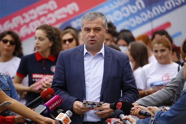 დავით ბაქრაძე: პირადად ვაგებთ პასუხს ყველა იმ ვალდებულებაზე, რასაც ხალხის წინაშე ვიღებთ, მას პოლიტიკური ვალდებულებითი ძალა ექნება