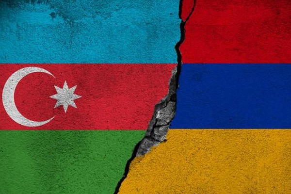 აზერბაიჯანული მხარე კასეტურ ჭურვებს იყენებს - სომხეთის თავდაცვის უწყება