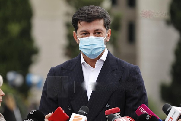კახა კალაძე:  „ნაციონალური მოძრაობის“ წევრები ფლობენ დიღმის ტყე-პარკში ტერიტორიებს, მზად ვართ, ეს ტერიტორიები მივიღოთ საჩუქრად, ქალაქი მადლობას გადაუხდის