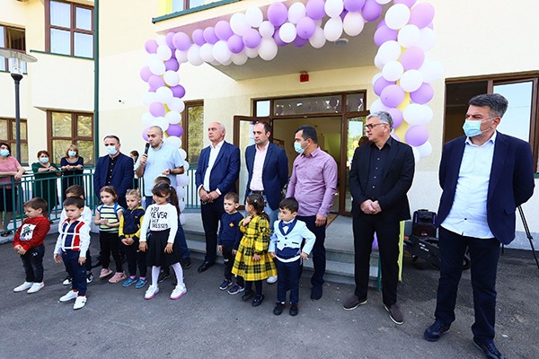 ბიძინა ივანიშვილის საქველმოქმედო ფონდ „ქართუ“-ს დაფინანსებით, სოფელ ძველ ხიბულაში ახალი საბავშვო ბაღი გაიხსნა