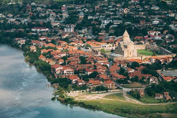 საპატრიარქო სვეტიცხოველში წირვაზე დასწრების მსურველებს მიმართავს