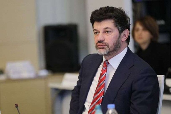 კახა კალაძე სიცრუეს უწოდებს სოსო ჯაჭვლიანის განცხადებას, თითქოს მას მერის ცოლის ძმა, გიორგი არეშიძე ემუქრება