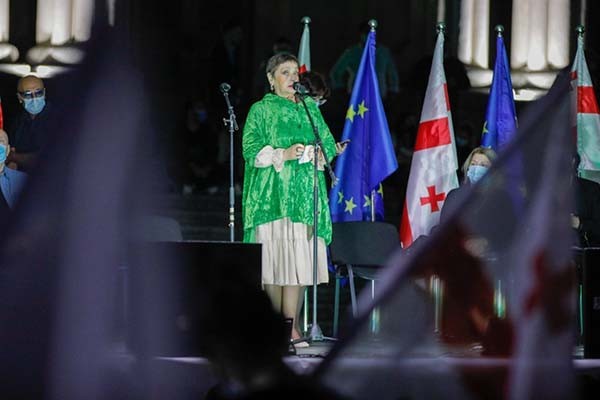 მარიკა სამანიშვილი: ზაზა ლომინაძეს და იოსებ ხახალეიშვილს ბევრი აქვთ ქუთაისისთვის გაკეთებული და კიდევ უფრო მეტს გააკეთებენ