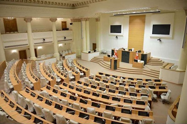 ცესკოს წინასწარი მონაცემებით, ახალ პარლამენტში 9 პარტია შედის