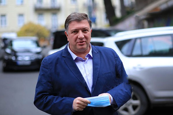 გიგი უგულავა:  ჩუმად, ჩუმად, არვინ გაგვიგოს, როგორ შეიძლება, საარჩევნო კამპანია ჩუმად აწარმოო