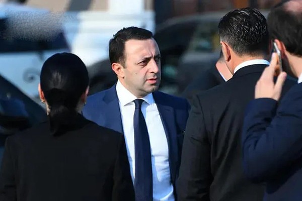 ე.წ. დავით გარეჯის საქმეზე გენერალურ პროკურატურაში ირაკლი ღარიბაშვილი გამოიკითხა