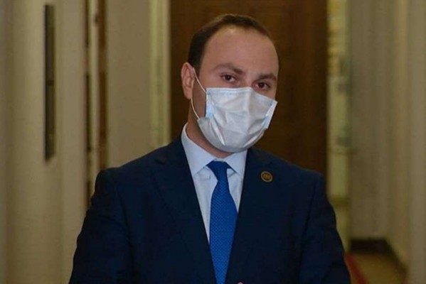 ანრი ოხანაშვილი: ვერ ვუშვებ იმას, რომ სტრატეგიული პარტნიორებიდან ვინმე გვეტყვის, დემოკრატიის საწინააღმდეგოდ მოქმედ პარტიას მივცეთ შესაბამისი რესურსებით სარგებლობის შესაძლებლობა