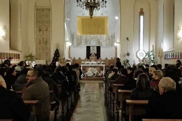 კათოლიკურ შობაზე ტაძარში მისასვლელად მრევლი ერთჯერად საშვებს მიიღებს
