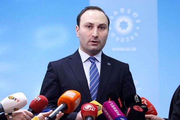 ანრი ოხანაშვილი ბიძინა ივანიშვილის გადაწყვეტილებაზე: ესაა სრულიად განსხვავებული, დემოკრატიული და მორალური სტანდარტი - არ გქონდეს ძალაუფლებაში მუდმივად დარჩენისკენ სწრაფვა