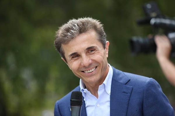 ბიძინა ივანიშვილი: გუნდი, რომელსაც ვტოვებ, მზადაა თავად აგოს პასუხი საკუთარ თავზე და, თუ საჭირო გახდა, სხვასაც აგებინოს