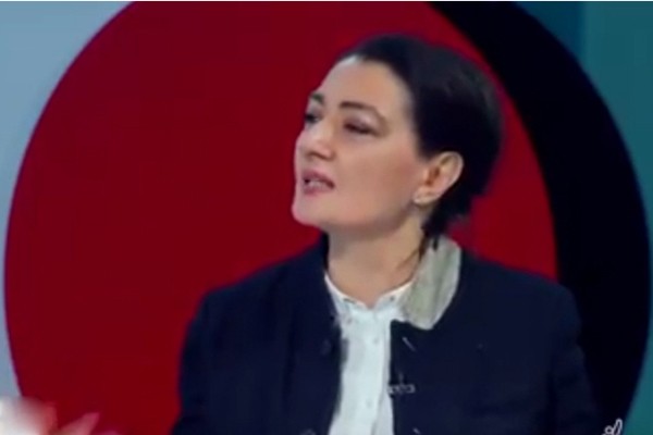 თაკო ჩარკვიანი:  როგორ მინდა, რომ მალე გამოვიდეს ხალხი ქუჩაში, რევოლუციას ნუ დავარქმევთ, დავარქვათ კონსტიტუციით მონიჭებული აჯანყების უფლება