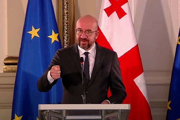 შარლ მიშელი: ჩემი ვიზიტი პოლიტიკური კრიზისის ფონზე იმართება - ოპოზიციასა და მთავრობას დიალოგისკენ მოვუწოდებ