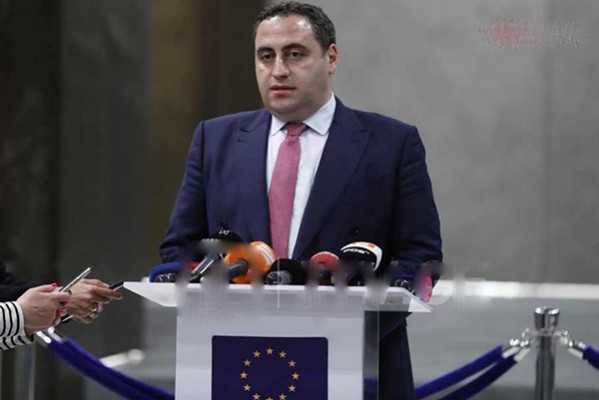 გიორგი ვაშაძე: მივმართავ სალომე ზურაბიშვილს, დადგა დრო, როცა გაქვთ შესაძლებლობა, დიდი წვლილი შეიტანოთ შეთანხმებაში და შეიწყალოთ რურუა რაც შეიძლება სწრაფად
