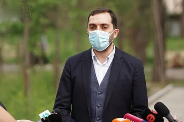 ბიძინა კულუმბეგოვი: თბილისში ზრდასრული მოსახლეობის მესამედის მიერ კორონავირუსის გადატანა პოპულაციური იმუნიტეტისთვის საკმარისი არ არის - ქვეყანა ამისგან ჯერ კიდევ შორს არის