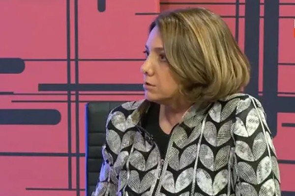 ბარამიძე დღეს ერთს ამბობს, მეორე დღეს, მეორეს, იმის მიხედვით, რაც ეტყვის სააკაშვილი - ხალხთან, ვინც შეთანხმების წინააღმდეგ კამპანიას აწარმოებს, სიამოვნებით დავჯდებოდი დებატებში