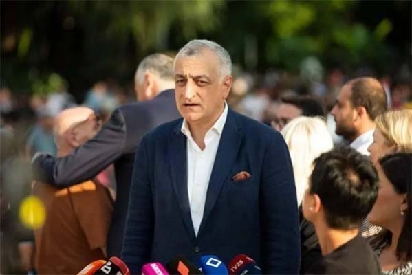 მამუკა ხაზარაძე: ლაპარაკი არის ნატო-ს „მაპ“-ის ტიპის სამოქმედო რუკის შექმნაზე ევროკავშირისკენ მიმავალ გზაზე და ეს არის ინიციატივა, რომელსაც ჩვენ მხარს ვუჭერთ