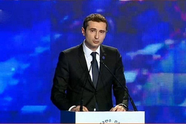 „ქართული ოცნება“ პარლამენტის თავმჯდომარის პოსტზე კახა კუჭავას კანდიდატურას წარადგენს