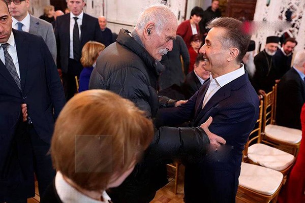 ბიძინა ივანიშვილი:  კახი კავსაძე ჩვენს მეხსიერებაში სამუდამოდ დარჩება, როგორც ლაღი და განუმეორებელი, სიკეთითა და სიყვარულით სავსე რაინდი