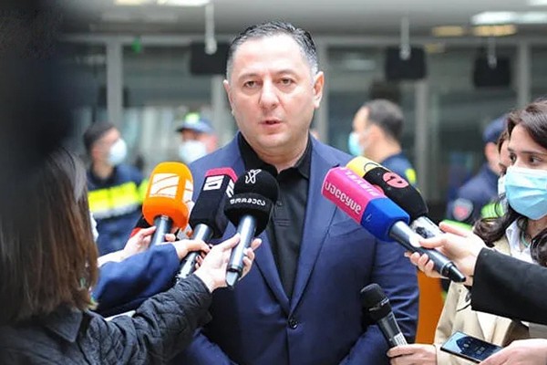 ვახტანგ გომელაური „მთავარი არხის“ გადამღებ ჯგუფზე და ივერი მელაშვილზე თავდასხმის ფაქტზე - გამოძიებიდან გამომდინარე რაც დადგინდება, კანონის შესაბამისად დაისჯებიან