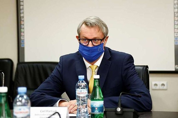 კარლ ჰარცელი ევროკავშირის მიერ ნიკა მელიას გირაოს თანხის გადახდაზე - ამ საკითხზე მსჯელობა მიმდინარეობს და ვნახავთ, როგორ გაგრძელდება