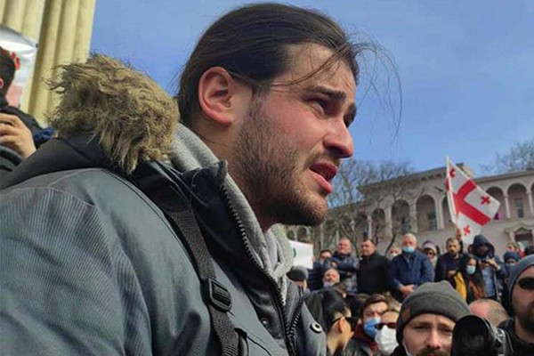 დღეში 23 000 ლარი მხოლოდ სცენის დასაქირავებლად - ვინ აფინანსებს „ნამახვანჰესის“ მშენებლობასთან დაკავშირებულ პროტესტს