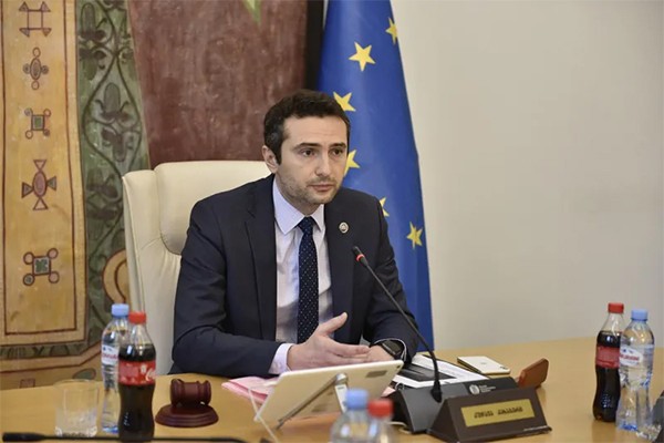 19-20 ივნისის მოვლენებთან დაკავშირებით მომზადებულ ამნისტიის პროექტებზე, კახა კუჭავას მონაწილეობით ხვალ კიდევ ერთი შეხვედრა გაიმართება