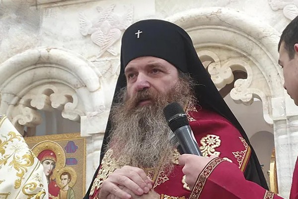 მეუფე იაკობი აცხადებს, რომ ნინოწმინდის პანსიონში 19 აღმზრდელი დარჩება