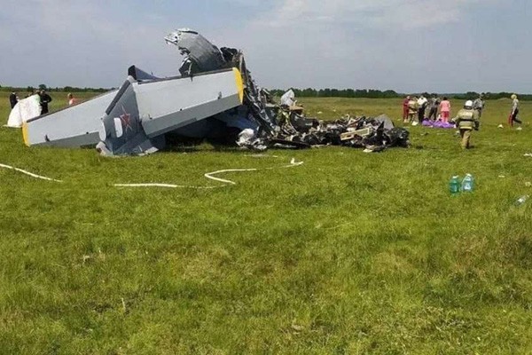 რუსეთში თვითმფრინავის ავარიულად დაჯდომისას 7 ადამიანი დაიღუპა