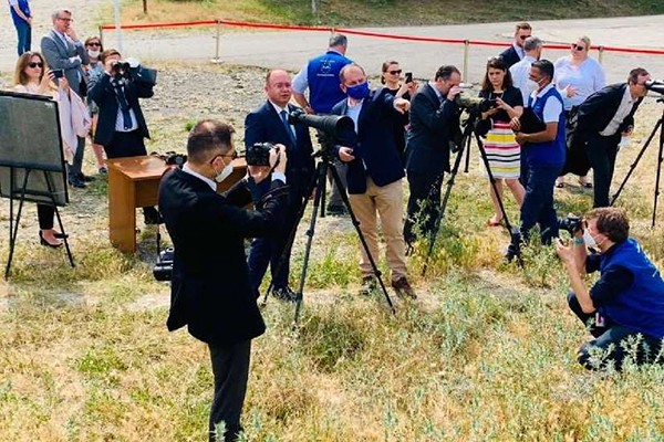 ავსტრიის, რუმინეთისა და ლიეტუვის საგარეო საქმეთა მინისტრები საოკუპაციო ხაზთან იმყოფებოდნენ