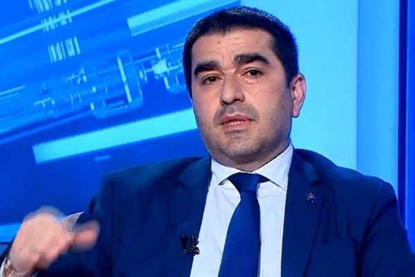 შალვა პაპუაშვილი: ცუდია, როდესაც ყოფილი პრემიერი უბრალოდ იტყუება