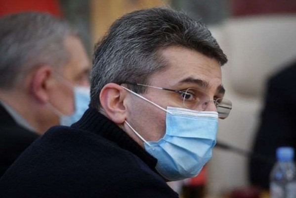 მამუკა მდინარაძე გახარიაზე: მან თავისი ლოგიკით გაასწრო „ნაციონალურ მოძრაობასაც“